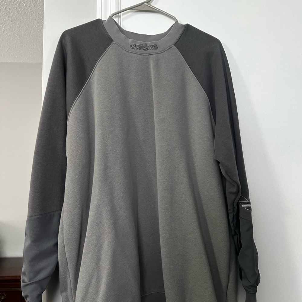 Adidas Men's Two-Tone Gray Crewneck Sweater